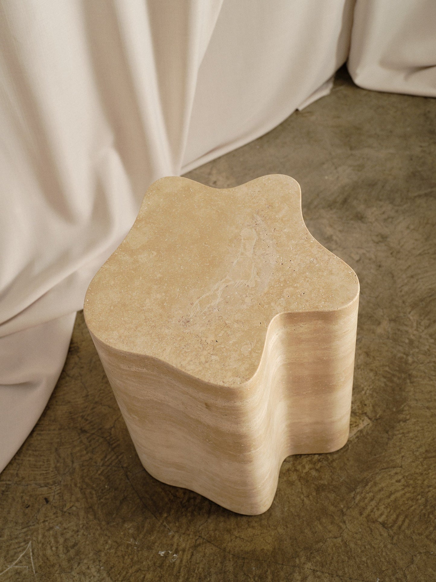 Ditto - Travertine - floor stock