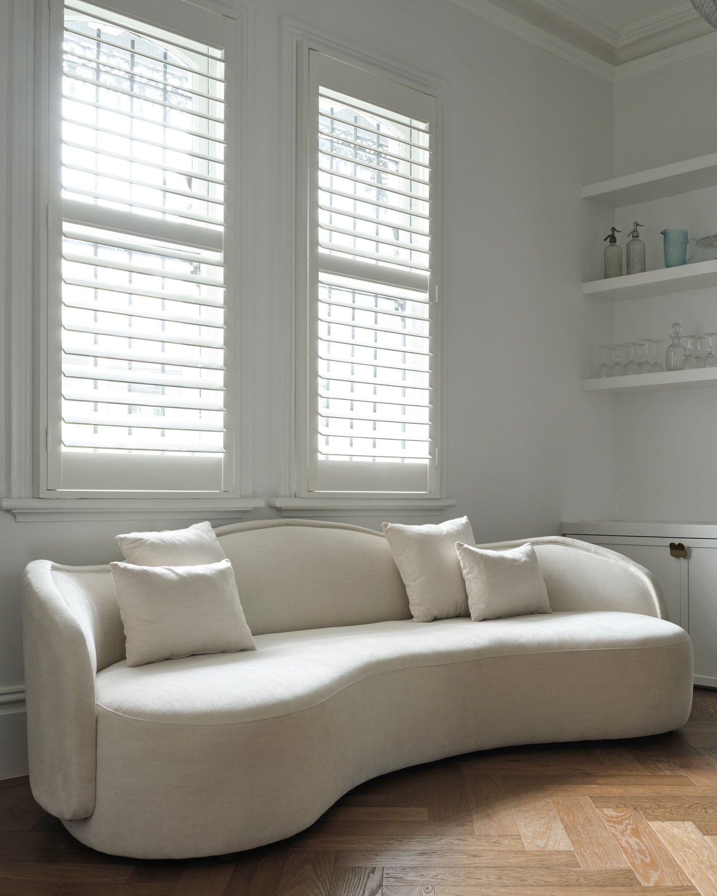 SS Curve Sofa