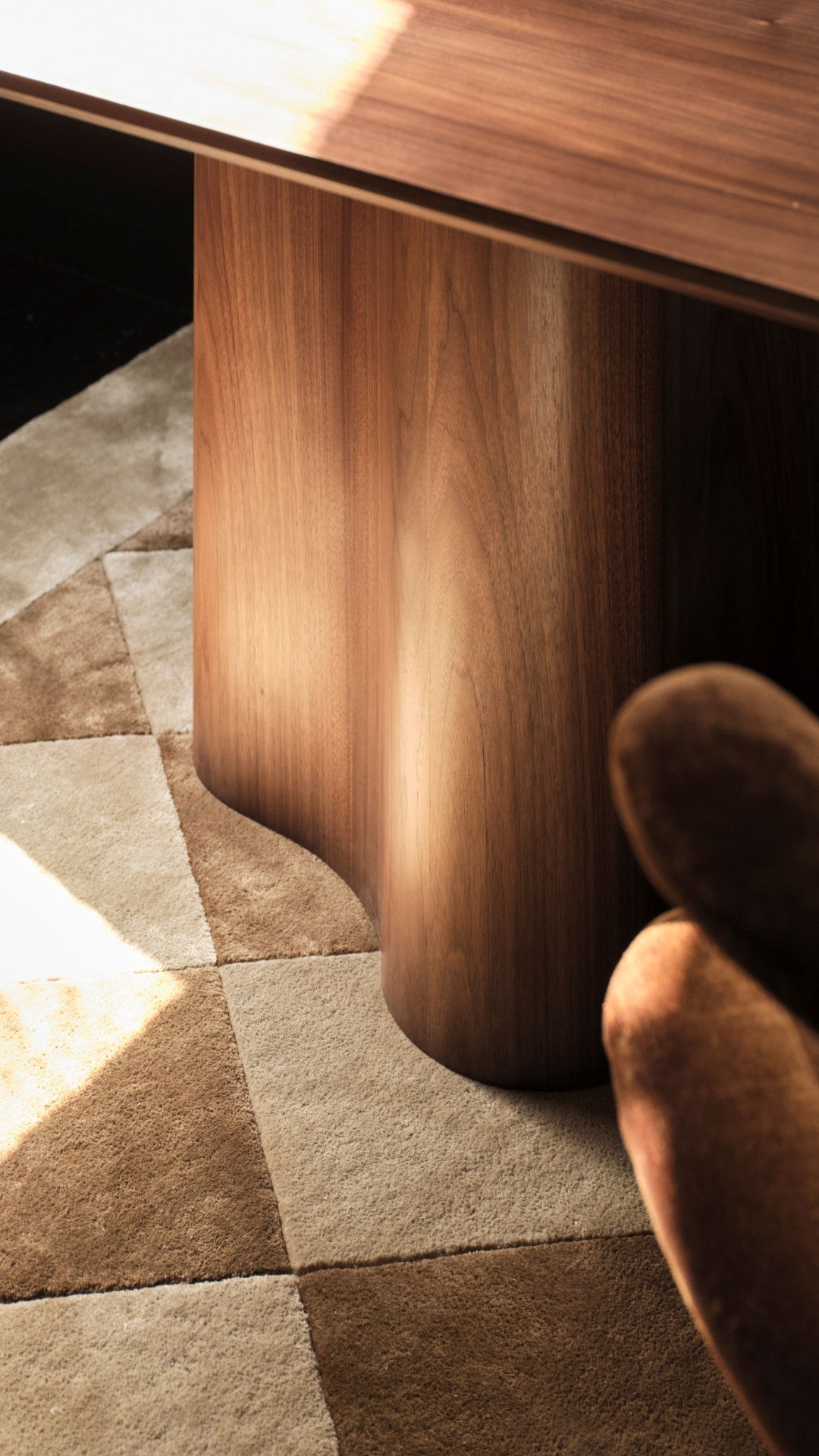 Ripple Dining Table – fform