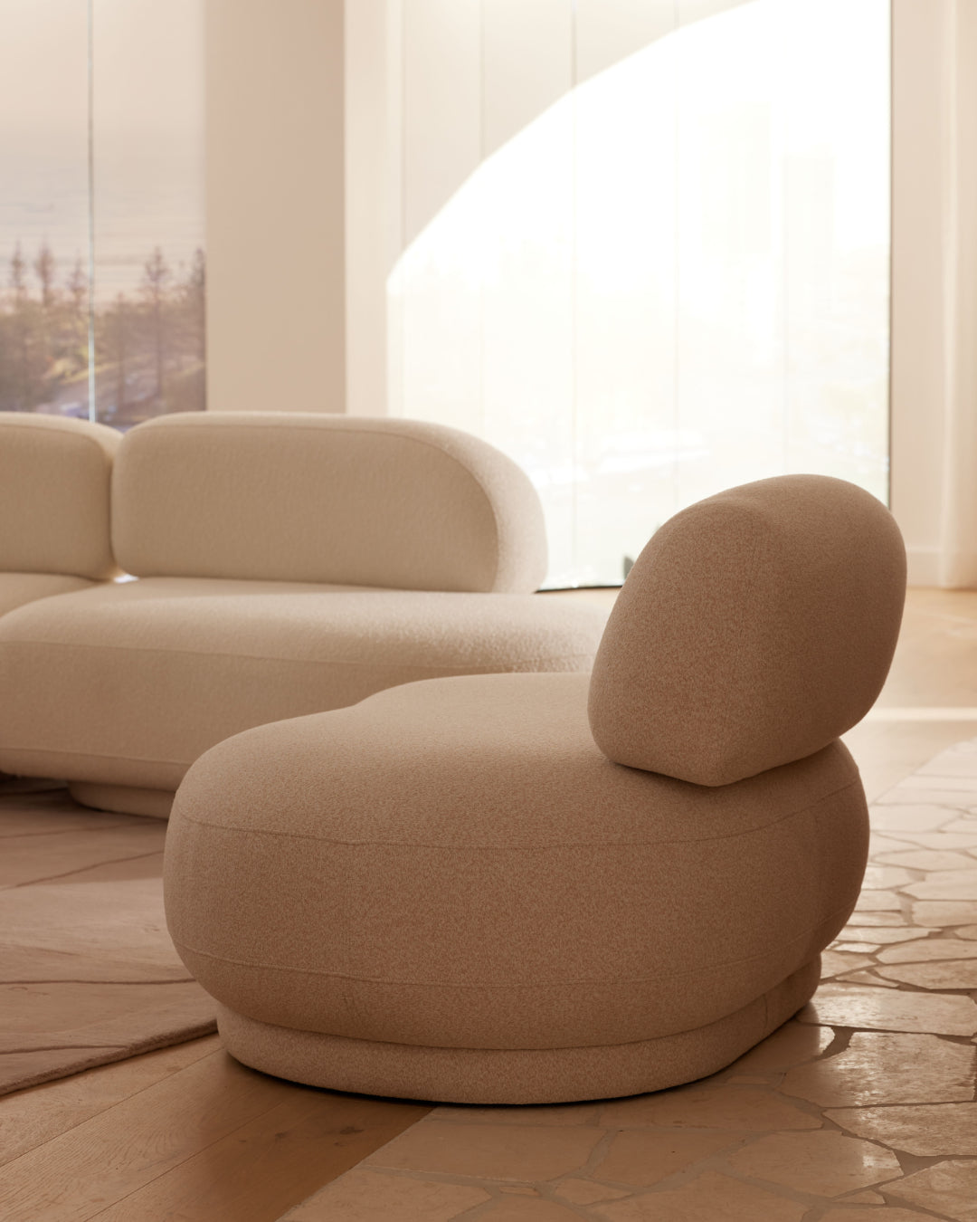 Petal Lounge Chair fform