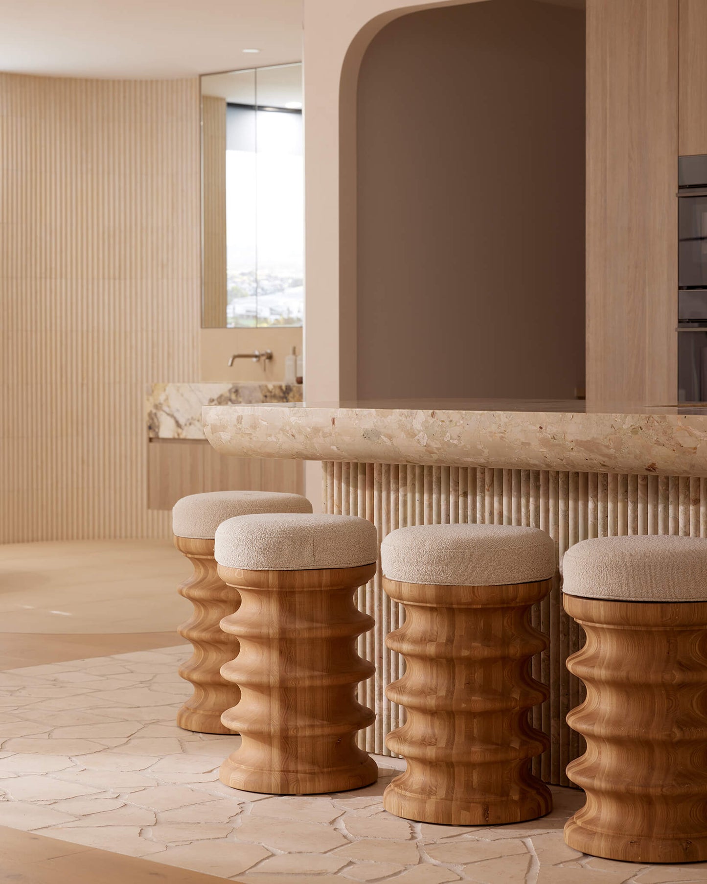 Sola Stool