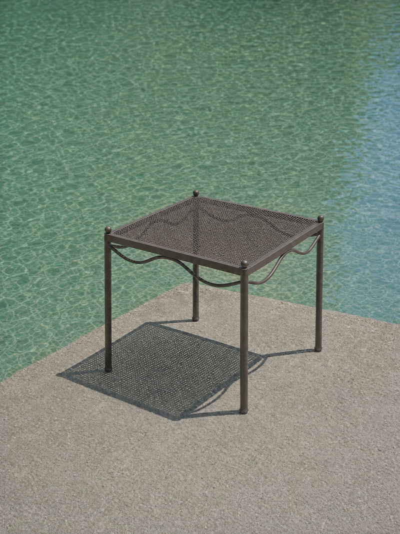 Aire Outdoor Table, video