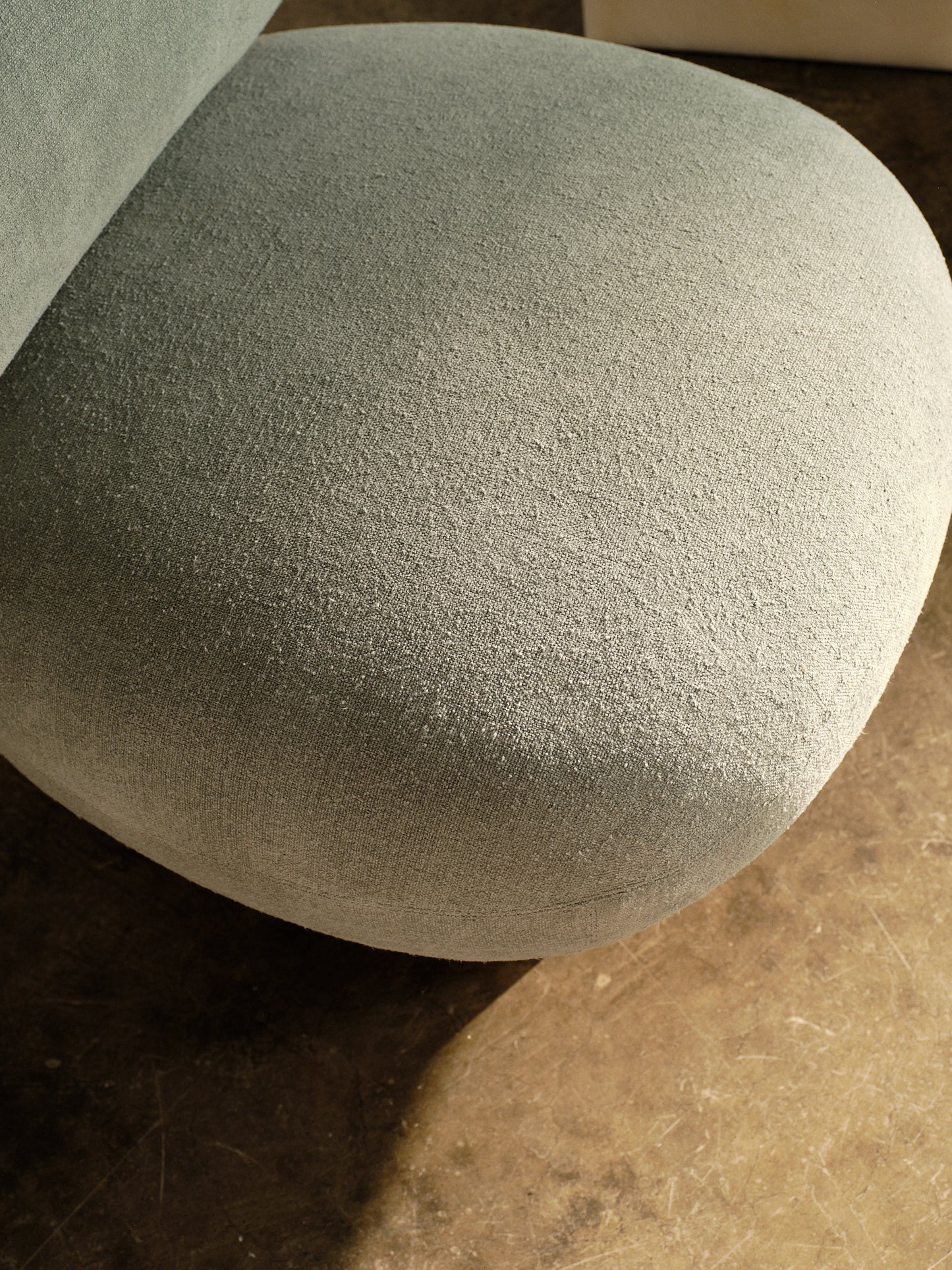 OO Lounge Chair